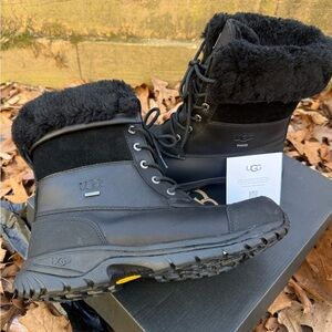 UGG Men's Black Butte Snow Boots Sz 9